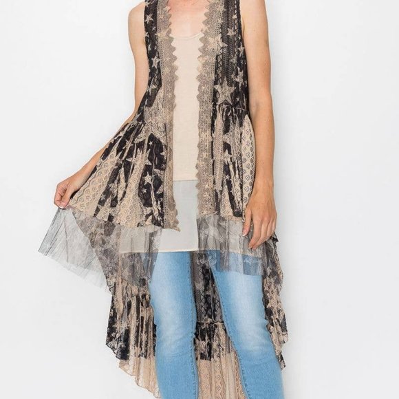 Origami Star Print Tulle & Lace Vest - Picture 1 of 11